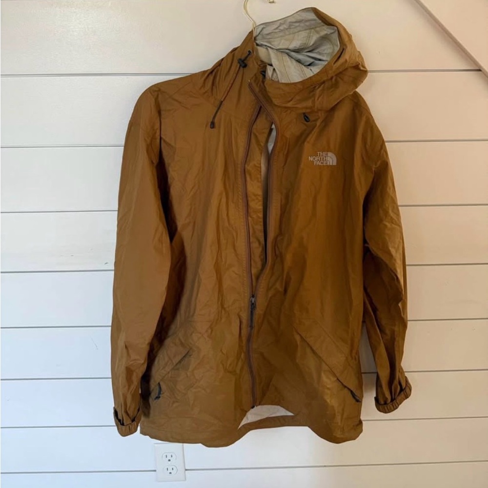 The North Face Men's Tan Raincoat